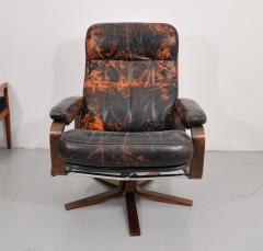 Retro Danish Leather Swivel Lounge Chair - 878376