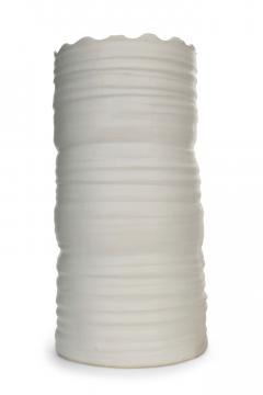Ribbed White Ceramic Vase - 4669739