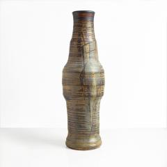 Robert Johnson Washington ROBERT JOHNSON WASHINGTON STUDIO VASE WITH FIGURES UNITED KINGDOM 1966  - 2477319