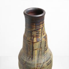 Robert Johnson Washington ROBERT JOHNSON WASHINGTON STUDIO VASE WITH FIGURES UNITED KINGDOM 1966  - 2477328