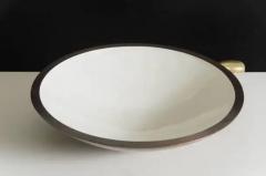 Robert Kuo Contemporary Shallow Bowl in Cream Lacquer and Copper by Robert Kuo - 3836685