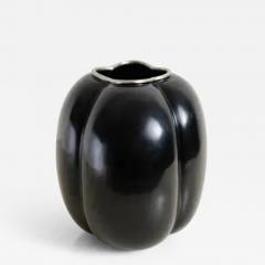 Robert Kuo High Tang Vase Black Lacquer by Robert Kuo Handmade Limited Edition - 3832707