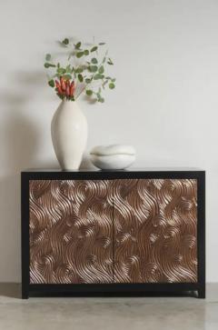 Robert Kuo Persimmon Box in Cream Lacquer by Robert Kuo Limited Edition - 3831546