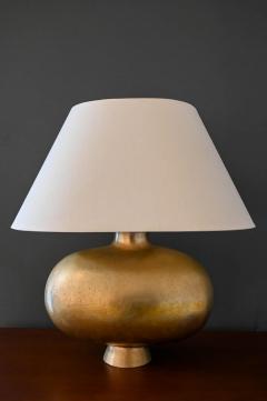 Robert Kuo Robert Kuo for McGuire 24K Hammered Gold Plated Cocoon Table Lamp ca 2000 - 3960334