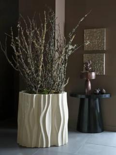 Robert Kuo The Tree Trunk Pot Large Cream Lacquer by Robert Kuo Limited Edition - 3830028