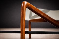 Roberto Aflalo Round Spider Coffee Table in Ivory Wood by Roberto Aflalo for Blanco e Preto - 4488670