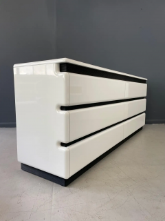 Roger Rougier 1980s Rougier Lacquer Platform Bed Headboard White with Ribbed Rubber Trim - 2580873