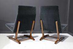 Roger Sprunger Pair of Roger Sprunger for Dunbar Cantilevered Chairs in Blue Velvet - 1925855