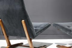 Roger Sprunger Pair of Roger Sprunger for Dunbar Cantilevered Chairs in Blue Velvet - 1925858