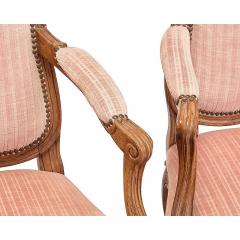 Rose Tarlow Pair of Rose Tarlow Melrose House Louis XV Style Walnut Fauteuil Arm Chairs - 4712507