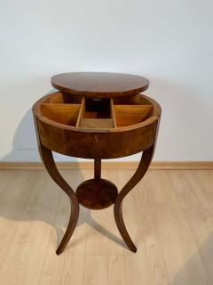 Round Biedermeier Sewing Side Table Walnut Veneer South Germany circa 1820 - 2181050