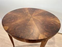 Round Biedermeier Side Table Walnut Veneer and Beech South Germany circa 1830 - 3116518