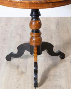 Round Table From The Mid 19th Century - 4189702