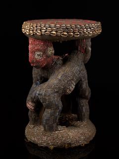 Royal Stool covered in glassbeads and supported by two Interlaced Figures - 4266547