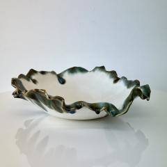 Ruffled edge serving bowl matte white glaze - 4496675