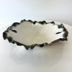 Ruffled edge serving bowl matte white glaze - 4496678