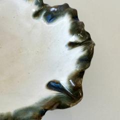 Ruffled edge serving bowl matte white glaze - 4496680