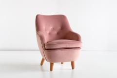 Runar Engblom Runar Engblom Armchair in Pink Velvet and Elm Wood Hotel Vaakuna Finland 1951 - 1258330