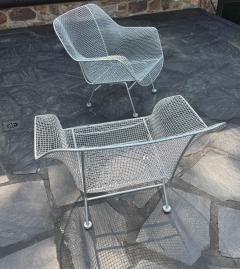 Russell Woodard Woodard Furniture Pair of Large Mid century Sculptura Iron Mesh Silver Lounge Chairs by Woodard - 4205304