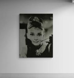 Russell Young Audrey Hepburn Tempest Silver  - 4488364