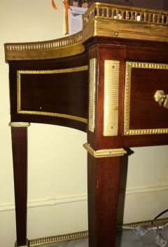 Russian Neoclassical Style Console Server or Commode with Marble Top - 2972600
