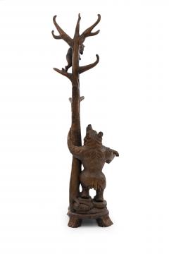 Rustic Black Forest Style Walnut Bear Hatrack - 4519786