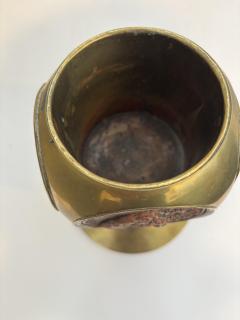Rustic brass container with 4 copper medalions - 4669639