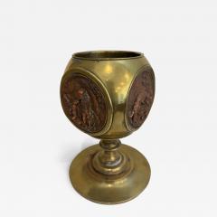 Rustic brass container with 4 copper medalions - 4734438
