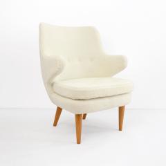 SCANDINAVIAN MODERN FAUX SHEEP SKIN ARMCHAIR  - 1891546