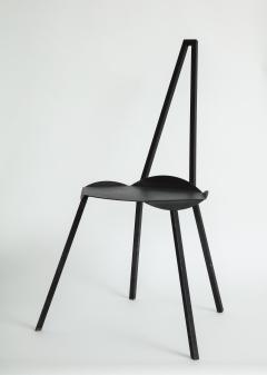 SCULPTURAL METAL ACCENT CHAIR - 1235061