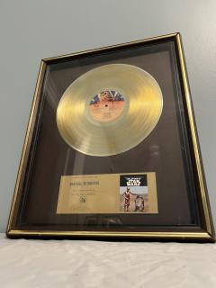 STAR WARS MOTION PICTURE ALBUM GOLD RECORD THANK YOU AWARD - 3960625