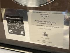 STAR WARS ONE MILLION ALBUMS COMMERATION AWARD - 3960619