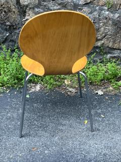 SUITE OF FOUR DANISH MODERN BENT PLYWOOD DINING STACKING CHAIRS - 3749915