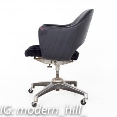 Saarinen Style Mid Century Wheeled Desk Chair - 2574719