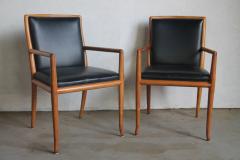 Sabre Leg Dining Chairs with Arms by T H Robsjohn Gibbings for Widdicomb - 2584418