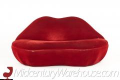 Salvador Dali Style Mid Century Lips Sofa - 2570133