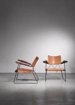 Sam Resnick Pair of Sam Resnick Chairs with Heavy Saddle Leather American 19650s - 1736003