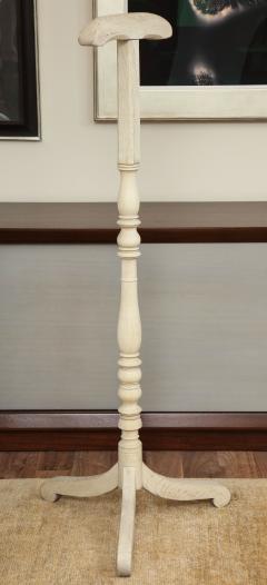 Sandblasted Oak Valet - 1454055