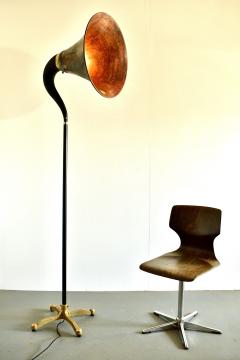 Sang Pil Bae 1920s Giant Gramophone speaker floor lamp from Chimera Watts - 4366127