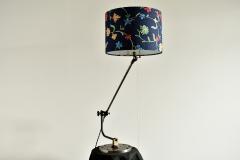 Sang Pil Bae O C White table lamp with flower shade - 4219146