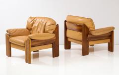 Sapporo Mobil Girgi Pair of Italian Walnut and Leather Lounge Chairs Mobil Girgi 1970s - 2481463