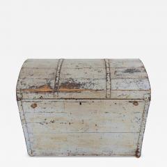 Scandinavian 19th Century Dome Top Trunk - 4699238