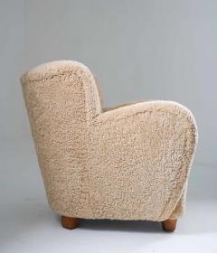 Scandinavian Mid Century Lounge Chair in Sheepskin - 2411665