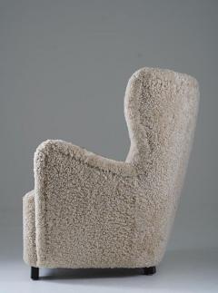 Scandinavian Mid Century Lounge Chairs in Sheepskin - 3102669