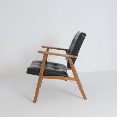 Scandinavian Mid Century Modern Armchair in Oak and Black Faux Leather 1960s - 4581455