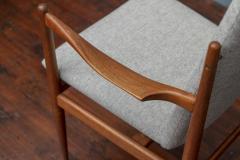 Scandinavian Modern Dining Chairs - 1651436