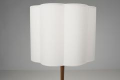 Scandinavian Modern Wood Floor Lamp with Tripod Base Scandinavia 1950s - 4566783