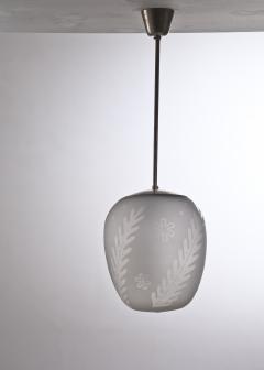 Scandinavian Modern frozen glass pendant with botanic motif - 2123545