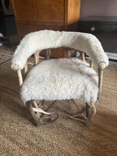 Scottish Antler Chair with wool fleece upholstery - 4177263