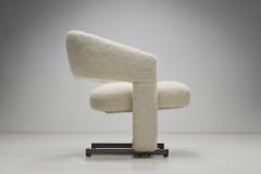 Sculptural Accent Chairs with Metal Legs Europe ca 1960s - 3128939
